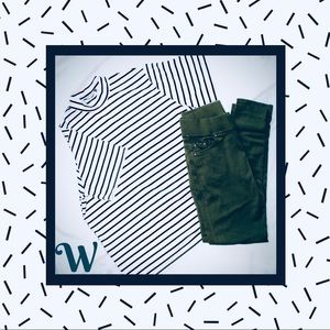 🔹NWT! Cute casual black and white strip tee